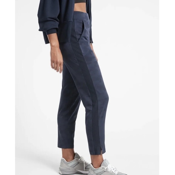 Athleta Brooklyn Ankle Pant Camo 16 - Picture 4 of 15